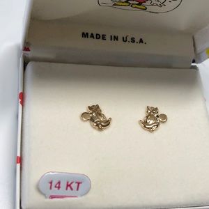 14kt Gold Minnie Mouse Earrings (head only)